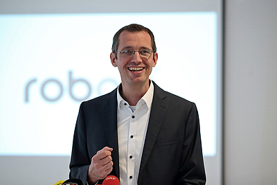 Dr. Harold Artés, Gründer & Geschäftsführer der Robart GmbH © Land OÖ/Daniel Kauder