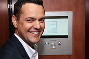 Porträtfoto von DI (FH) Johannes Schober, Gründer und Geschäftsführer von „View Promotion“. Foto: View Promotion