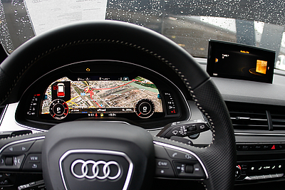Virtuelles Cockpit im Audi; Foto Automobil-Cluster