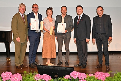 Gruppenbild: Auszeichnung Umbauten Zubauten Sanierungen: Stadthaus Lederergasse