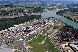 Containerterminal Ennshafen