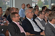 Menschenmenge im Vortragssaal, Foto: (c) Business Upper Austria