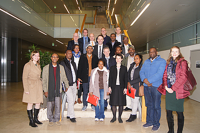 Eine Delegation aus Äthiopien informierte sich über Umwelt- und Klimaschutz und besuchte auch die Fachhochschule Wels. © FH Oberösterreich