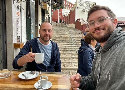 Stefan Fessler und Florian Bauer bei einem Kaffeebesucht ©privat