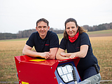 Klaus und Barbara Schneeberger führen das 1980 gegründete Familienunternehmen seit 2011 in zweiter Generation. © Schneeberger Generatoren GmbH