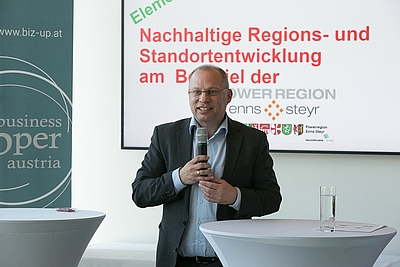 Christian Kolarik, Bürgermeister von Kronstorf und Wissenschaftler, referierte über die Powerregion Enns-Steyr. ©cityfoto.at/Pelzl